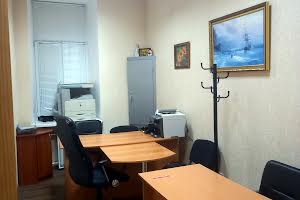 комерційна за адресою Хрещатик вул., 10-Б