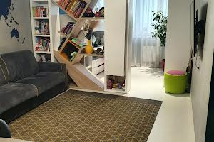 квартира по адресу Французский бульв., 26/1