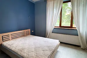 будинок за адресою Днепрова, 31Б