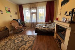 квартира за адресою Родини Юрчаків вул., 150