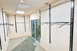 комерційна за адресою Кардинала Любомира Гузара вул., 34а