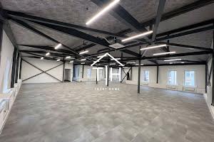 комерційна за адресою Івана Франка вул., 26