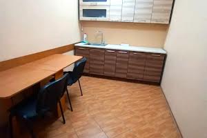 комерційна за адресою Мечникова вул., 10-Б
