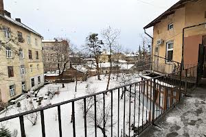 квартира за адресою Шептицьких вул., 5