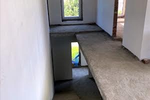 будинок за адресою центральна, 1