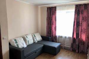 квартира за адресою Софії Русової вул., 7