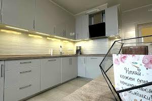 квартира за адресою В'ячеслава Чорновола вул., 11