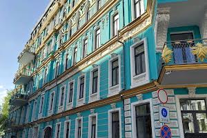 комерційна за адресою Київ, Володимирська вул., 4