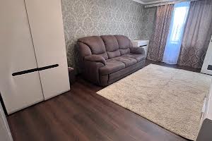 квартира за адресою Островського, 2