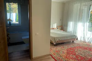 будинок за адресою Нижнє Солотвино