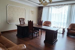 комерційна за адресою Мечникова вул., 10