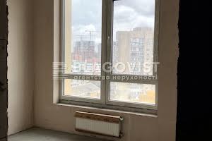 комерційна за адресою Жилянська вул., 68