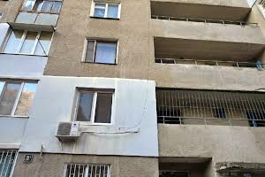квартира за адресою Євгена Чикаленка вул., 76б