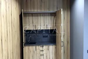 коммерческая по адресу Кловский спуск, 7