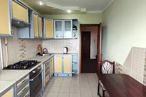 квартира за адресою Коломийська вул., 1