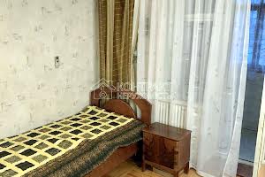 квартира за адресою Старицького вул., 8