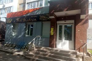 комерційна за адресою Кривалівська вул. (Паризької Комуни), 37
