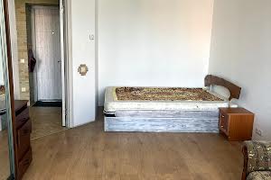 квартира за адресою Олега Антонова вул. (Карла Маркса), 38