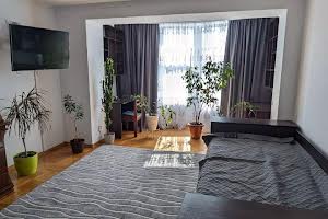 квартира за адресою Євгенії Ярошинської вул., 6