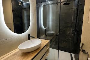 квартира за адресою Степана Бандери вул., 6