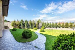 будинок за адресою Жовтнева вул.