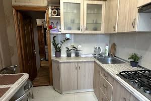 квартира за адресою Довженка вул., 7