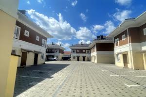будинок за адресою с. Нові Петрівці, Канівська вул., 37а