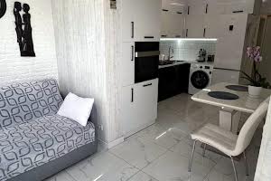 квартира за адресою Карла Мікльоша вул., 16