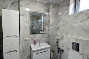 квартира за адресою Наталії Кобринської вул., 13