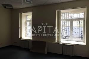 комерційна за адресою Дмитрівська вул., 44-Б