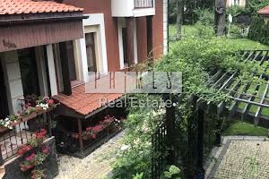 будинок за адресою Миколи Юнкерова вул.