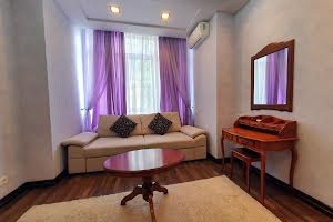 квартира по адресу Французский бульв., 22