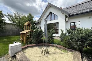 дом по адресу Степана Бандери, 18