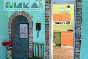 будинок за адресою центральна
