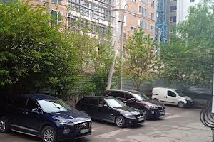 квартира за адресою Генерала М. Тарнавського вул., 23