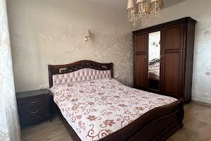 квартира по адресу Черновола просп., 75