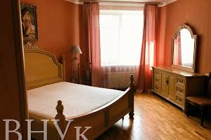 квартира за адресою петлюри, 54а