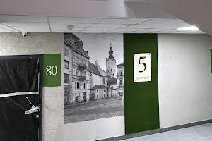 квартира за адресою вул. Роксоляни, 1