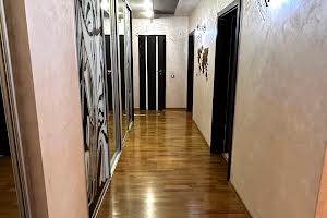 квартира за адресою Плугова, 10А