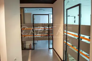 комерційна за адресою Київ, Лесі Українки бульв., 34