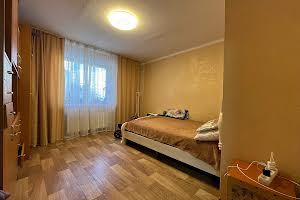 квартира за адресою Красносільського вул., 71А
