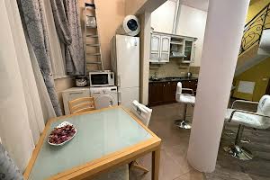 квартира за адресою Театральна вул., 5