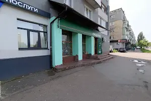 комерційна за адресою Рівне, вул. Набережна, 14