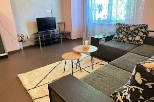 квартира за адресою Єврейська вул., 90
