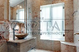 будинок за адресою Миру