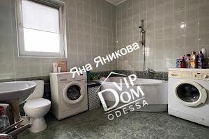 дом по адресу Небесной Сотни просп. (Маршала Жукова)