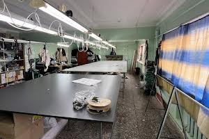комерційна за адресою Молодіжна вул., 15