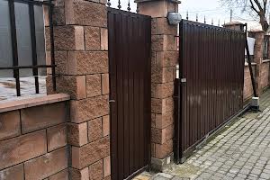 коммерческая по адресу Чорних Запорожців ул. (Короленка), 25