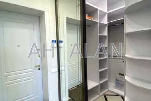 комерційна за адресою Кловський узвіз, 7a