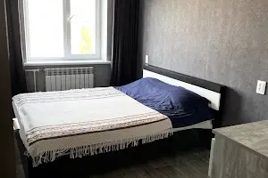 квартира за адресою Юрія Кондратюка вул. (Комунарівська), 1